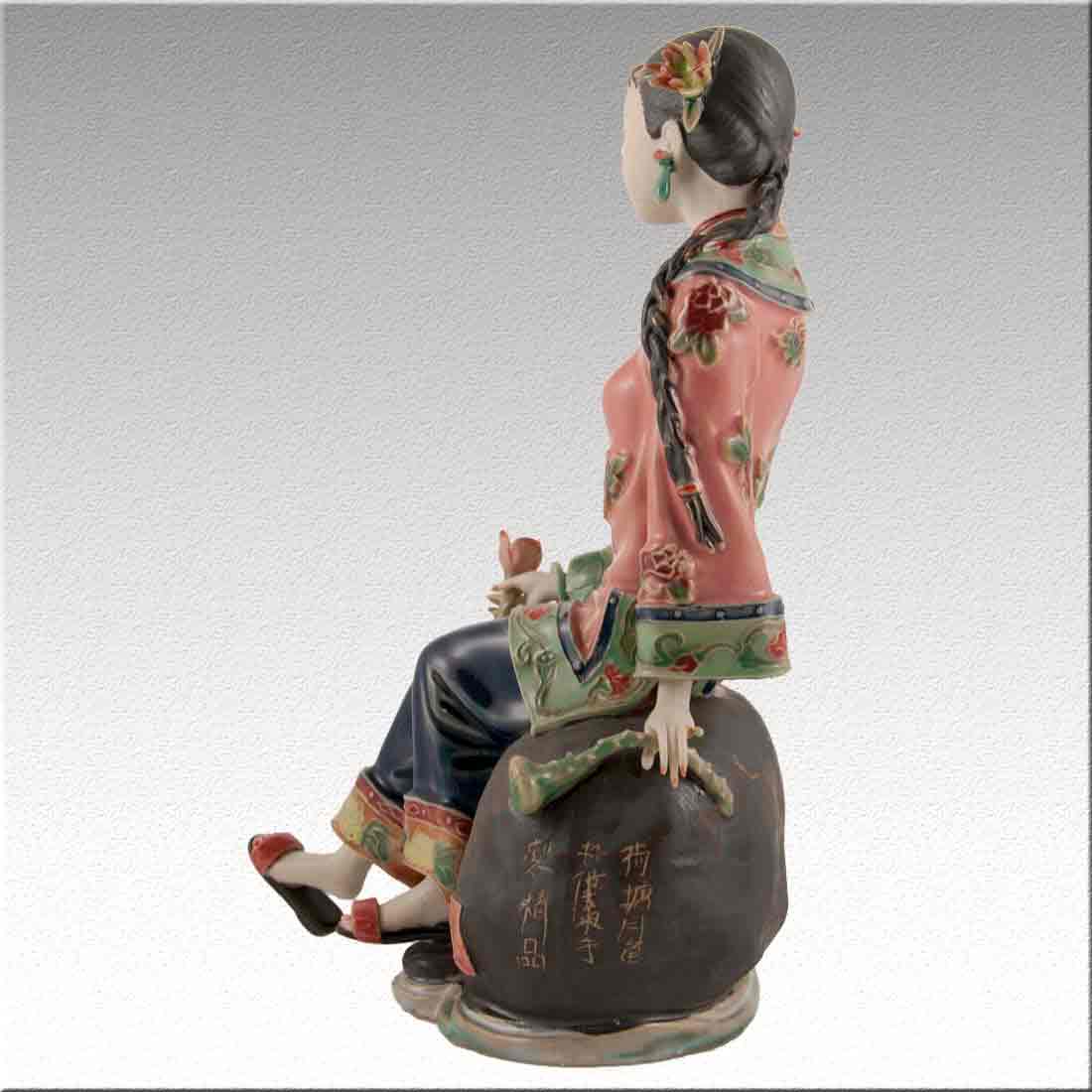 Статуэтка фигура девушки из фарфора «Chinese Lady porcelain» + Premium box в интернет-студии декора / шоурум | ChinaHouse.studio